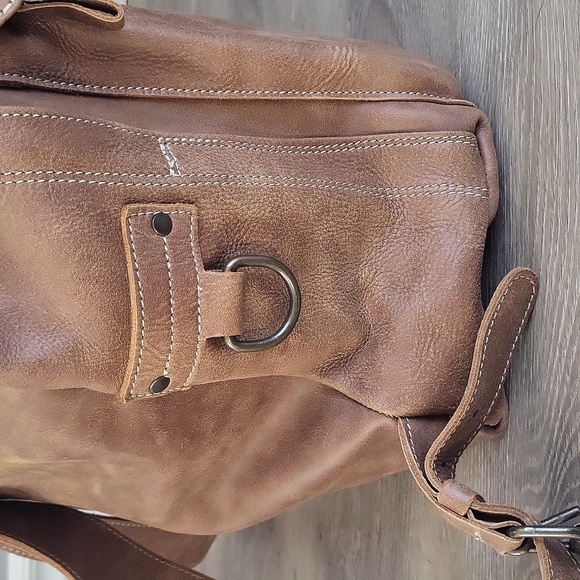 Roots Tribe Leather Back Pack - Picture 14 of 16